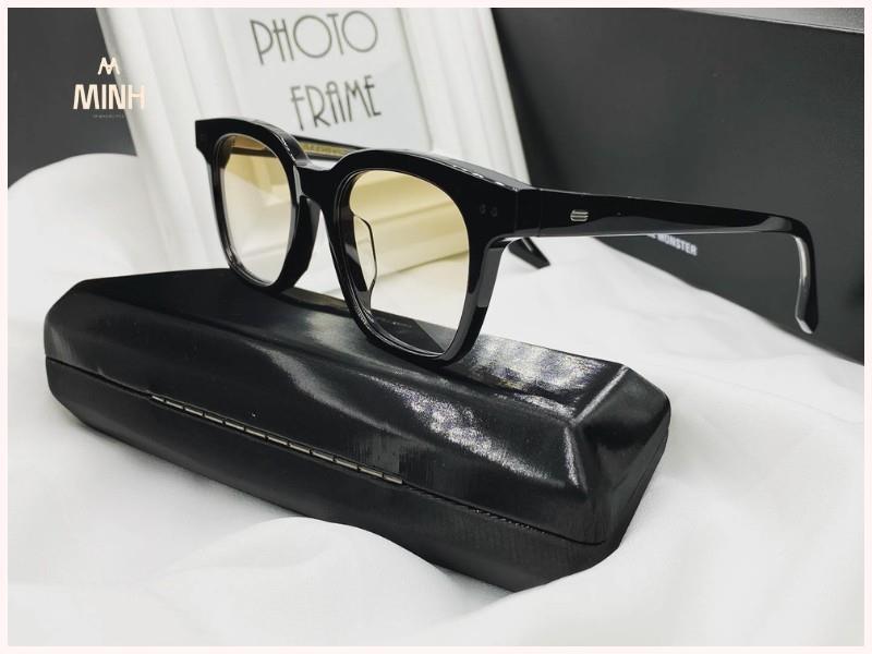 美品✨Gentle Monster South Side 黒×カーキ Z7LR5RGVUNXM_FRONT.jpg?width=1400